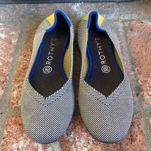 Rothy’s Shale Ribbon Yellow Stripe Round Toe - SZ 8